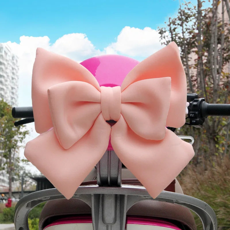 Oversized Decorative Bow – 26 × 21 cm